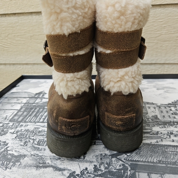 Ugg Blayre II leather and shearling boots brown size 8 - Picture 4 of 11